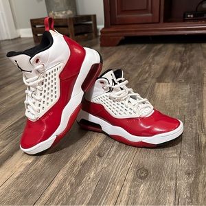 Jordan Maxin 200 Basketball shoes